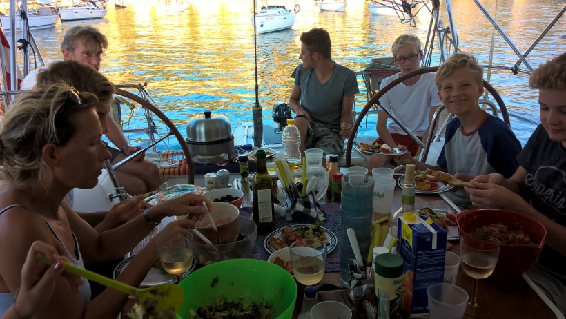 WP_20170813_20_07_55_Pro